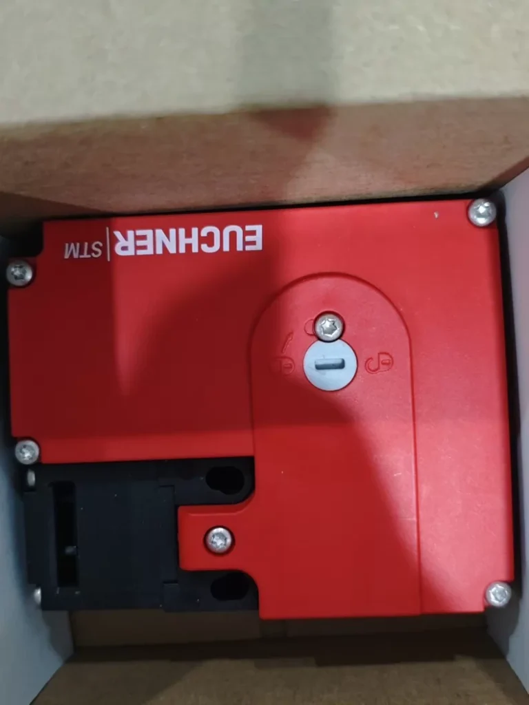 EUCHNER BETAETIGER-S-W-SN-C2115 Switch thumbnail