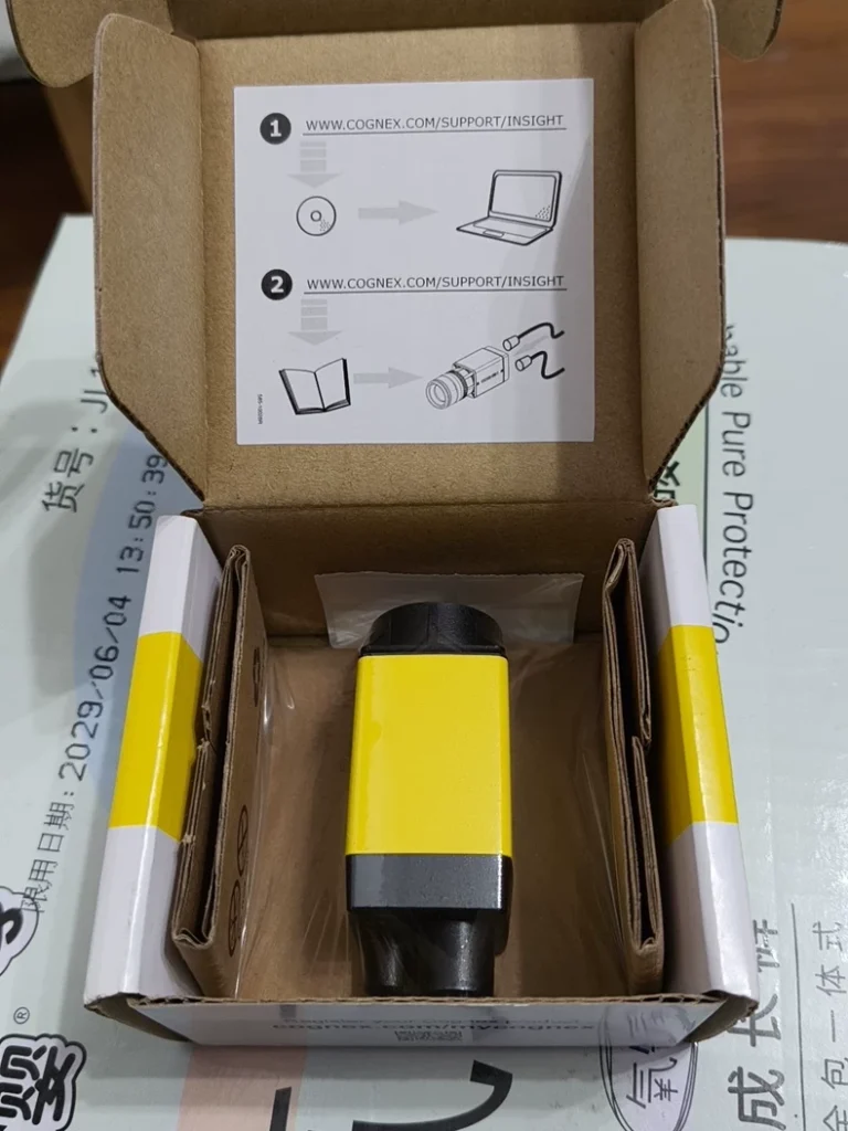 COGNEX IS8402C-373-50 Industrial Camera