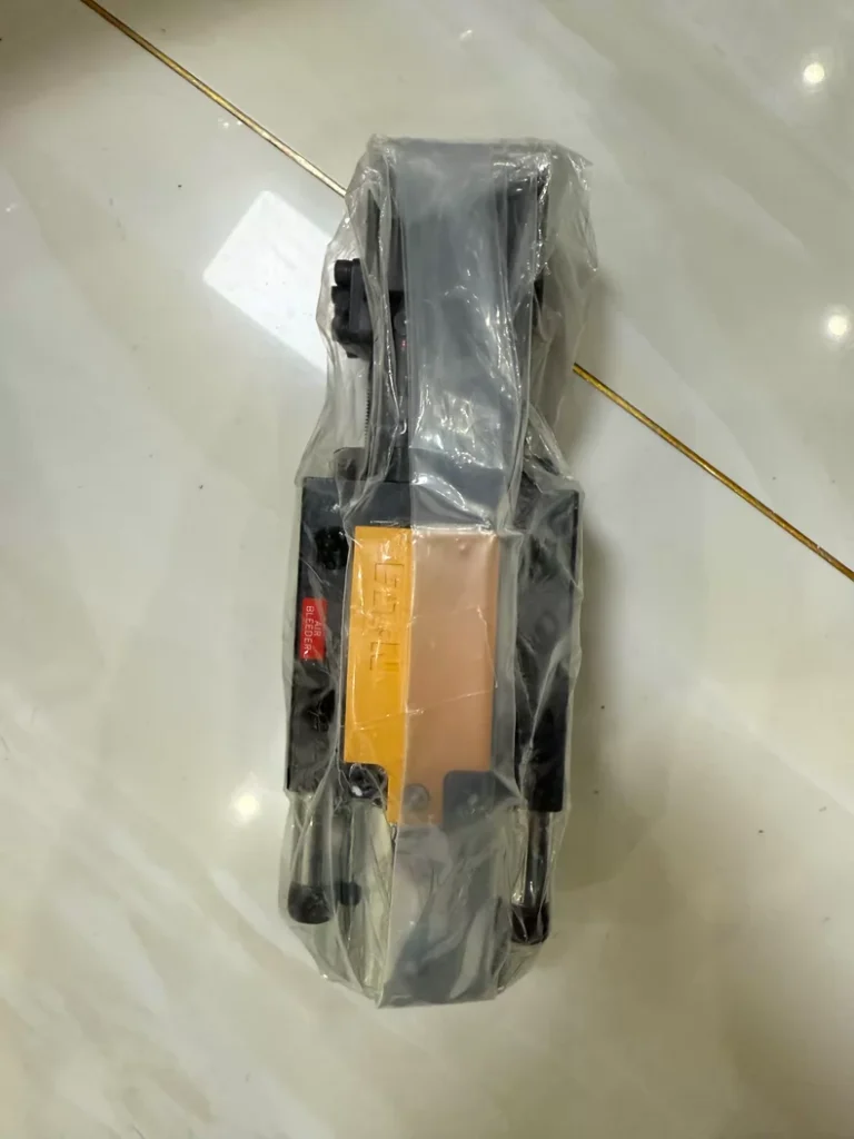 KOSMEK PW1071-HA Pneumatic Overload Pump