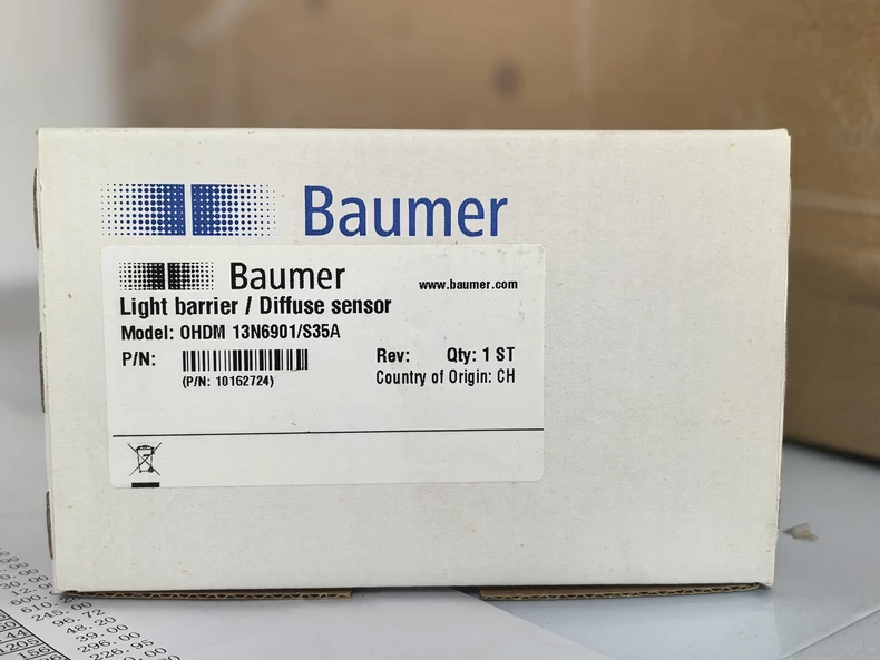 Baumer OHDM 13N6901/S35A Sensor