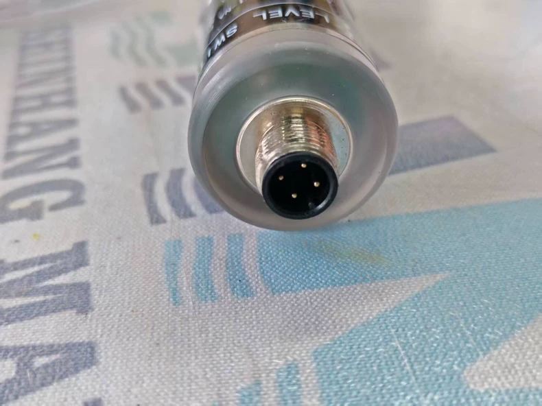 PEPPERL+FUCHS LVL-A7-AR2A-E5V1-NA Sensor thumbnail