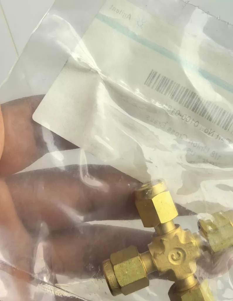 Agilent 0100-0161 Cross Fitting