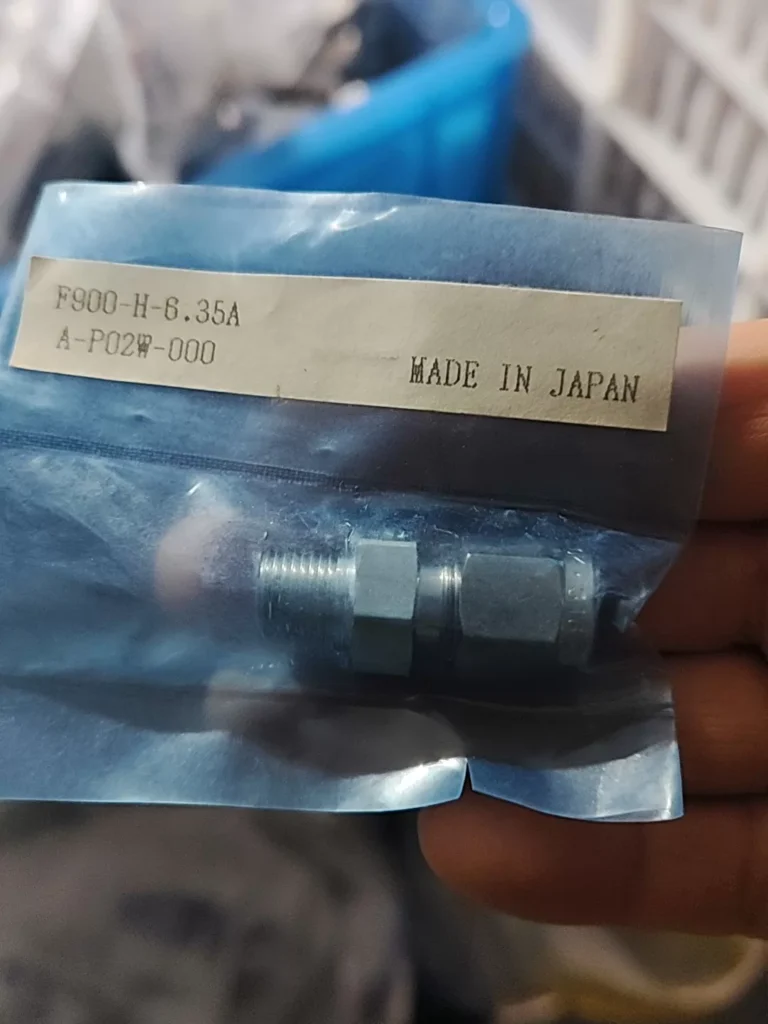 Fujikin F900-H-6.35A Fitting