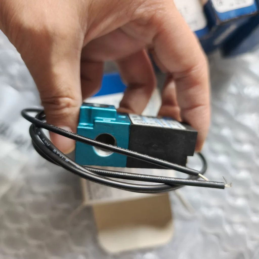 MAC Solenoid Valve 35A-ACA-DDAA-1BA thumbnail