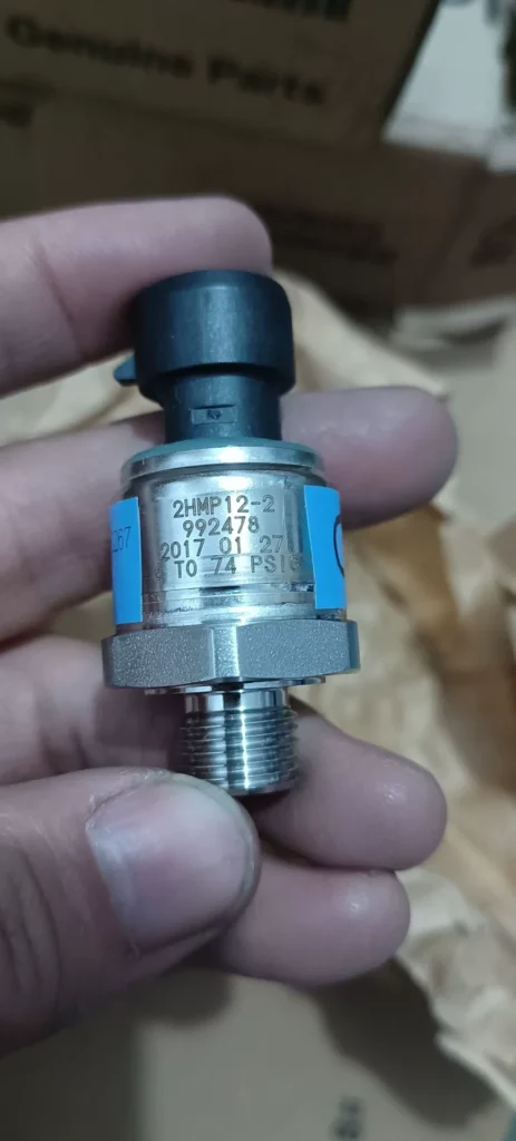 YORK 025W47072-112 Pressure Sensor thumbnail