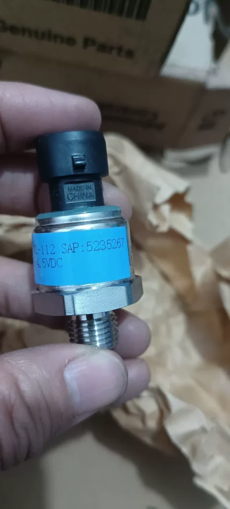 YORK 025W47072-112 Pressure Sensor thumbnail