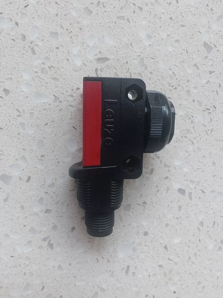 Leuze PRK28/4P-M1 Photoelectric Sensor thumbnail