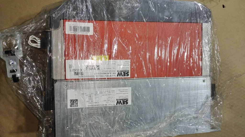 SEW-EURODRIVE MDX91A-0160-5E3-4-T02 Variable Frequency Drive thumbnail