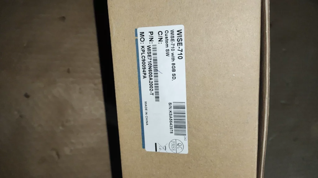 Advantech WISE-710 with 8GB SD Industrial Gateway