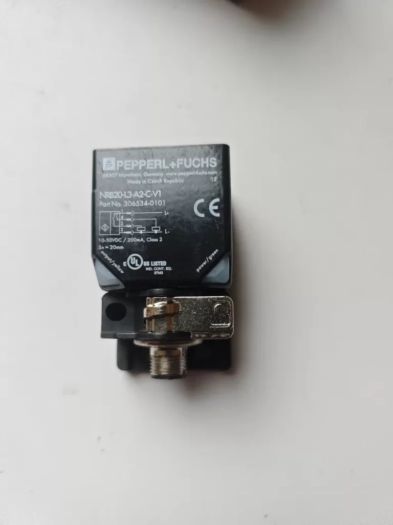 Pepperl+Fuchs Sensor NRB20-L3-A2-C-V1 thumbnail