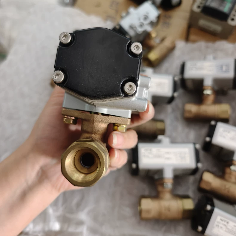 KITZ Pneumatic Ball Valve C-1 thumbnail