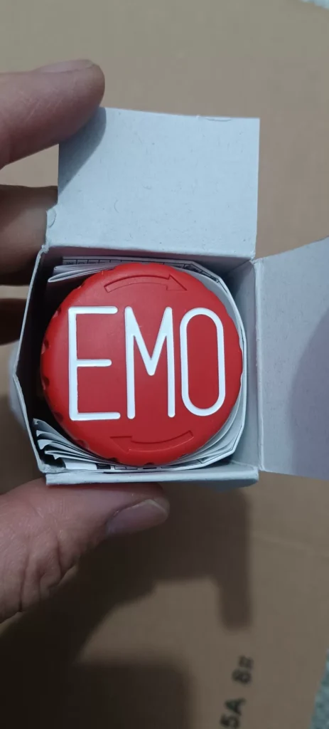 IDEC XW1E-BV402MFRH-EMO Push Button thumbnail