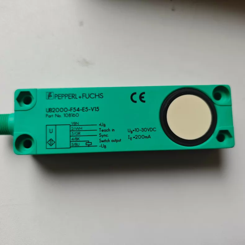Pepperl+Fuchs Ultrasonic Sensor UB2000-F54-E5-V15 thumbnail