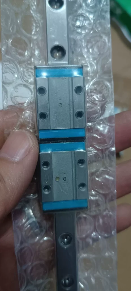IKO ML9C2H+R180BCS Linear Guide thumbnail
