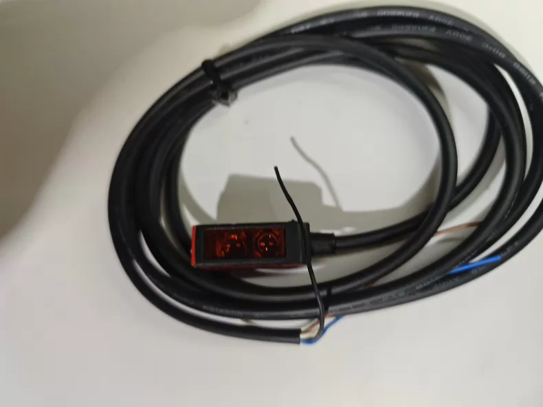 Leuze electronic Photoelectric Sensor 3B/4.71