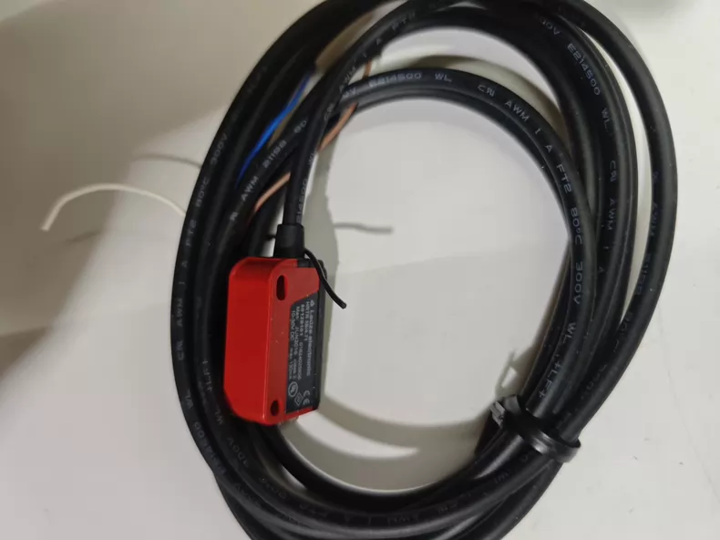 Leuze electronic Photoelectric Sensor 3B/4.71 thumbnail