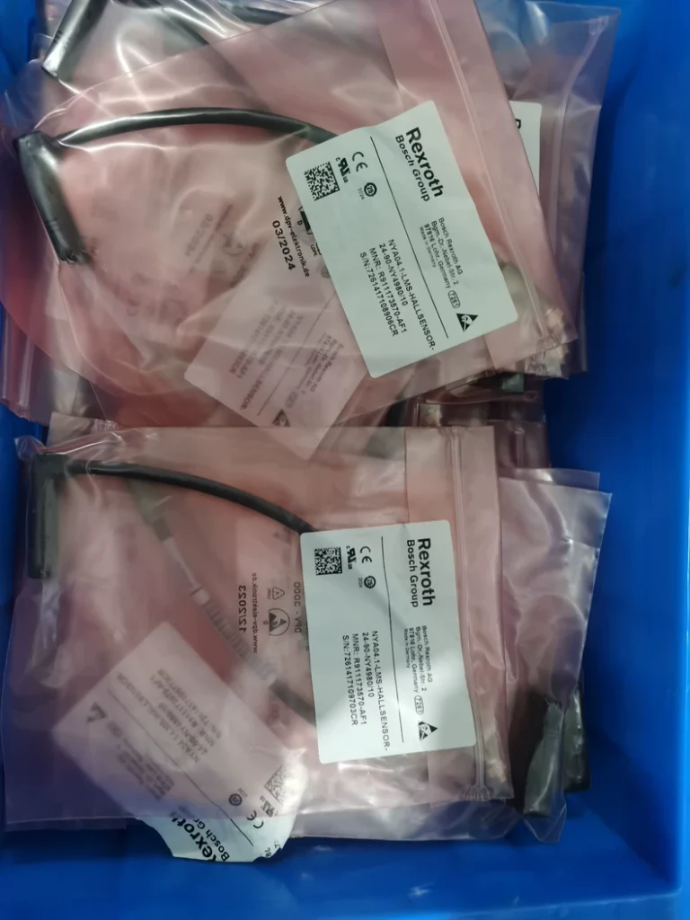 Bosch Rexroth NYA04.1-LMS-HALLSENSOR-24-90-NY4980/10 Sensor thumbnail