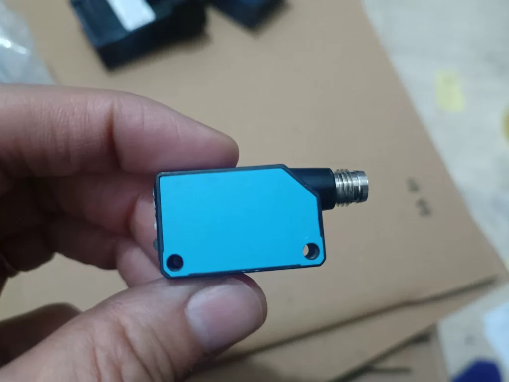 SICK WT100-2P4439 Sensor thumbnail