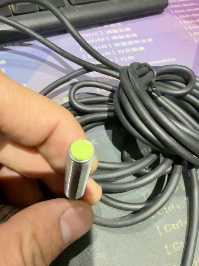 AUTONICS PR08-1.5DN Proximity Sensor thumbnail