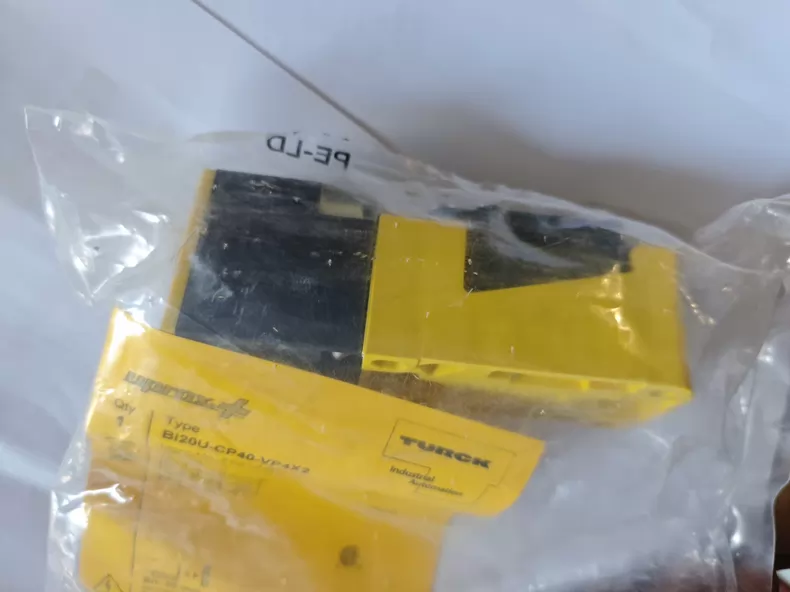 TURCK Proximity Sensor BI20U-CP40-VP4X2 thumbnail
