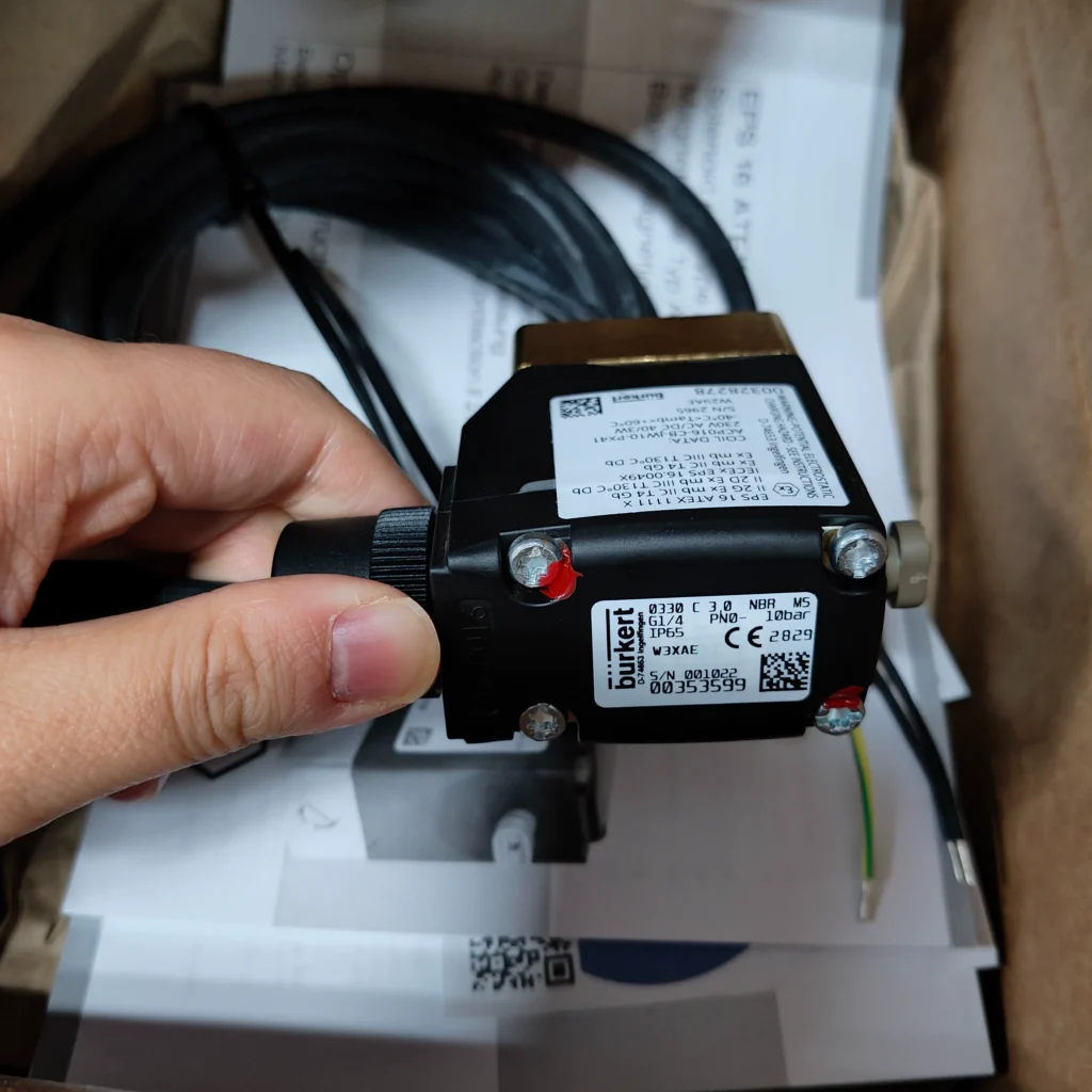 Burkert 353599 Solenoid Valve