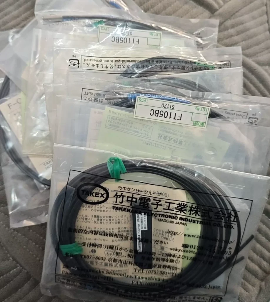 TAKEX FT105BC Fiber Optic Sensor thumbnail