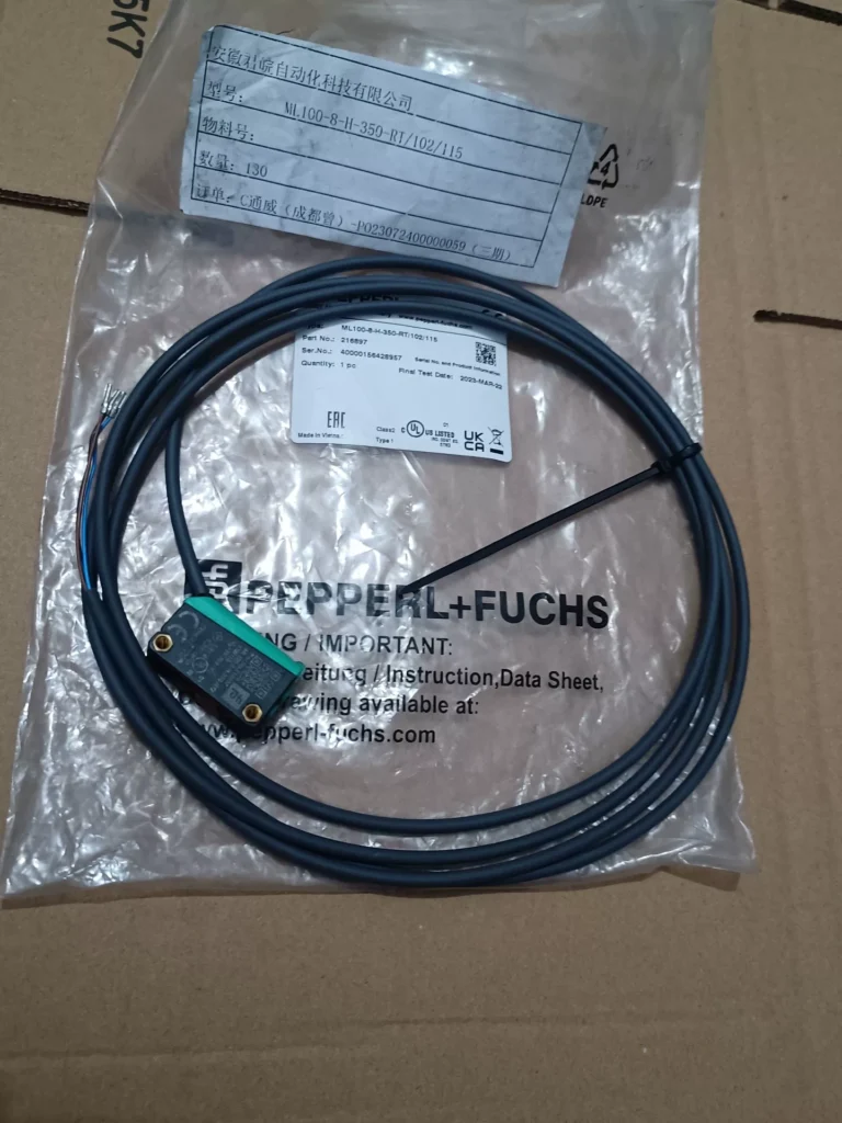 Pepperl+Fuchs ML100-8-H-350-RT/102/115 Proximity Sensor thumbnail