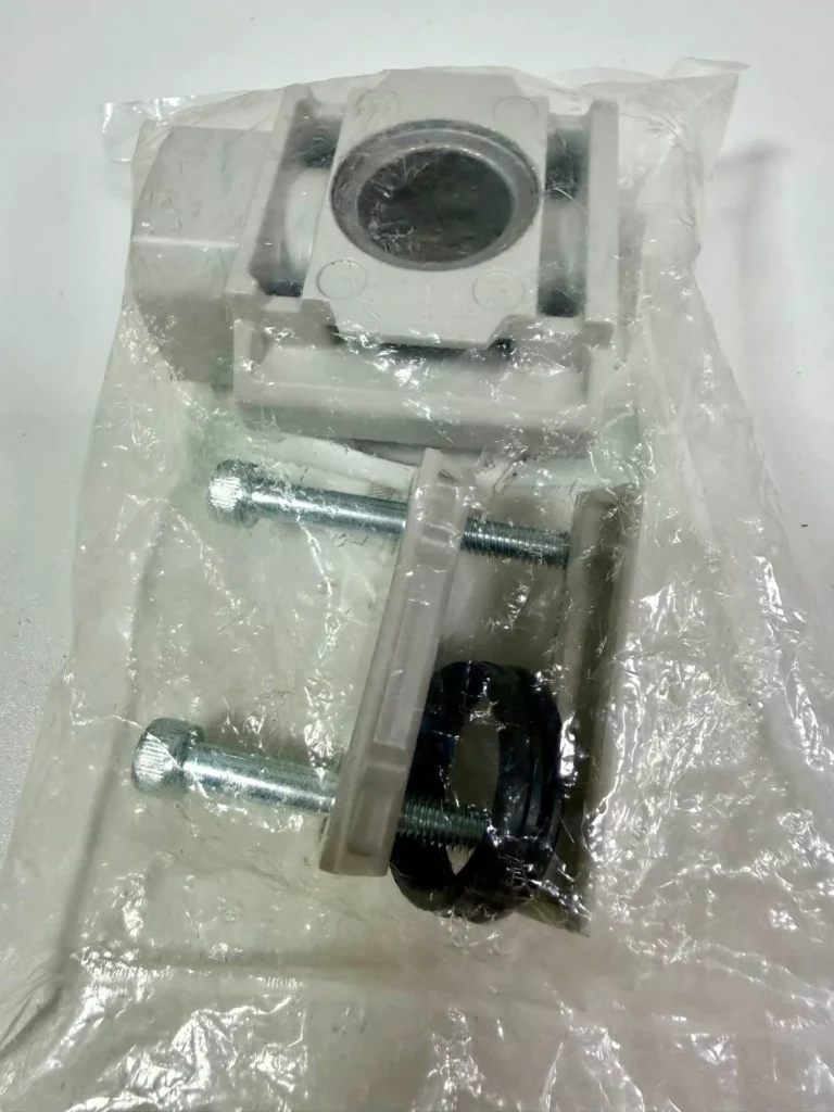 CKD D401-00-8-W Pneumatic Fitting thumbnail