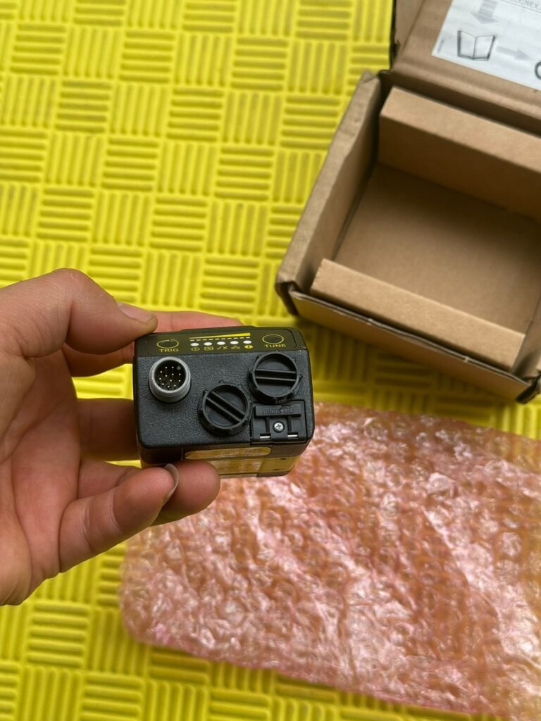 Cognex DM362X Barcode Reader thumbnail