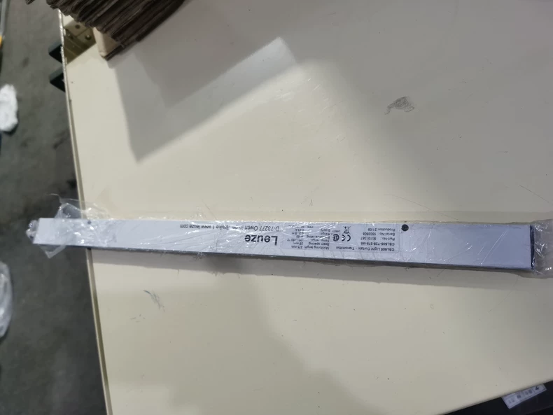 Leuze CSL505-T25-375-M8 Safety Light Curtain thumbnail
