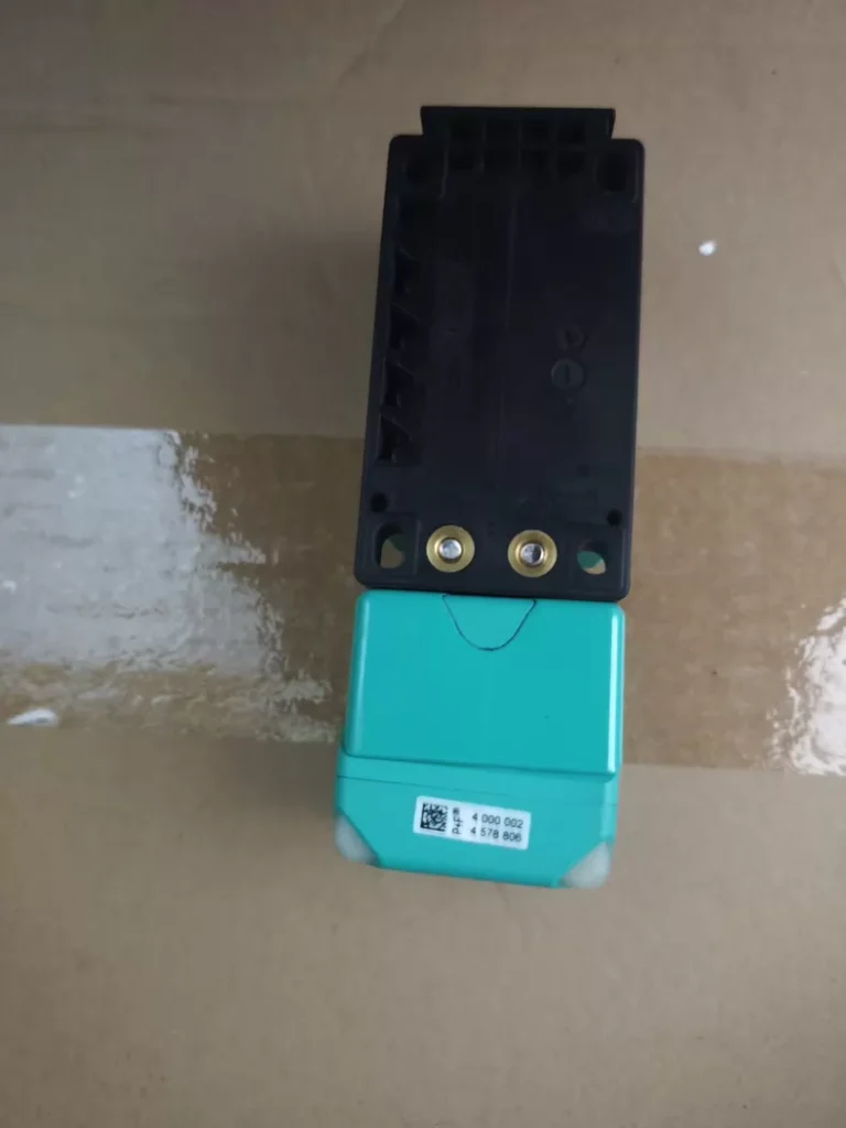 Pepperl+Fuchs Proximity Sensor NBN30-U1-E2