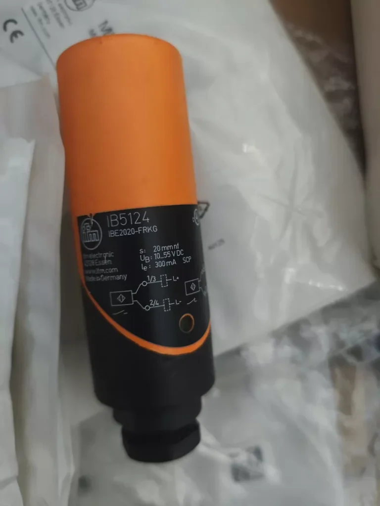 ifm Proximity Sensor IB5124 thumbnail
