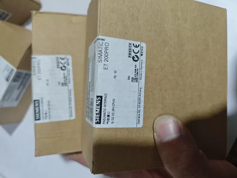 Siemens 6ES7148-4EA00-0AA0 Pneumatic Interface Module thumbnail