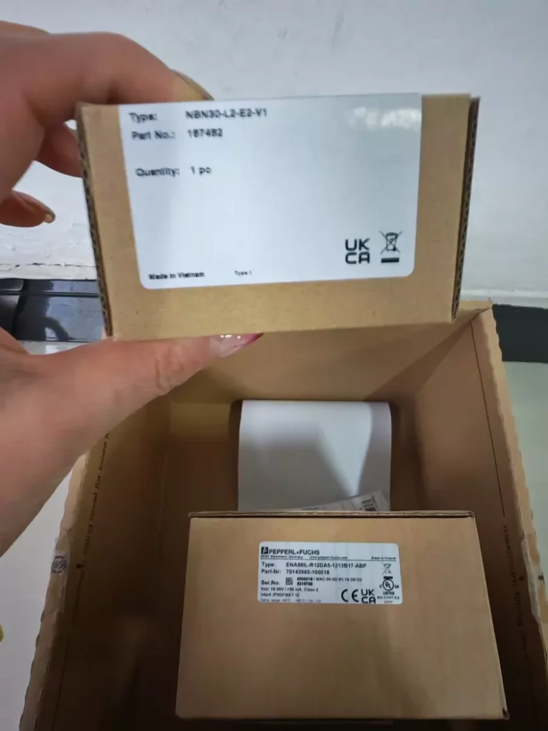 Pepperl+Fuchs NBN30-L2-E2-V1 Inductive sensor