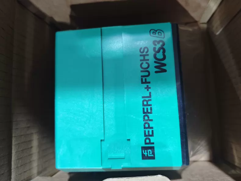 Pepperl+Fuchs Sensor WCS3B-LS221 thumbnail
