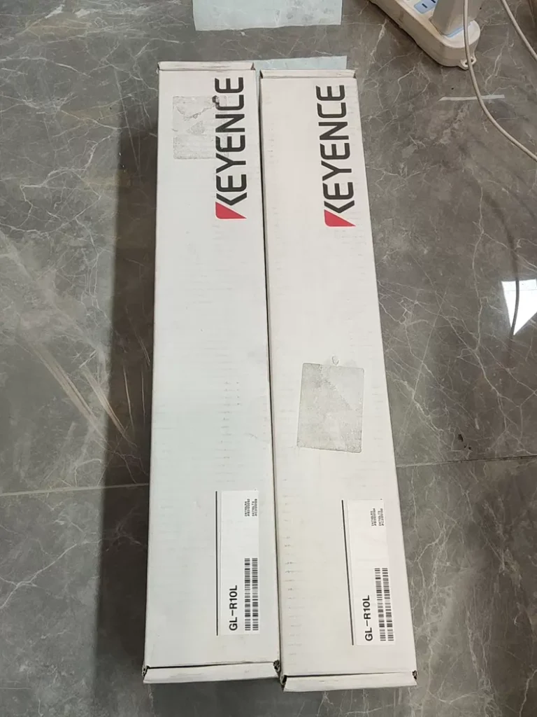 Keyence GL-R10L