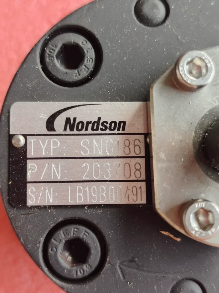 Nordson Metering Gear Pump SN0186 thumbnail