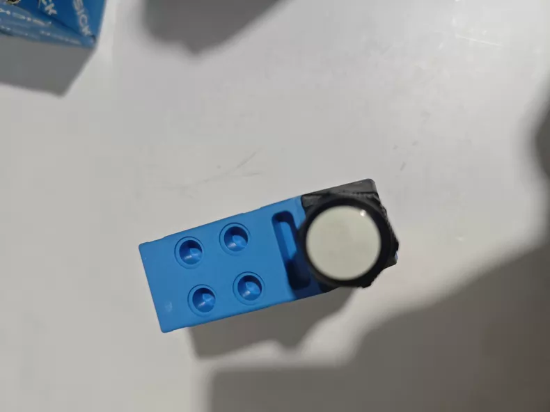 SICK Photoelectric Sensor WL34-V240