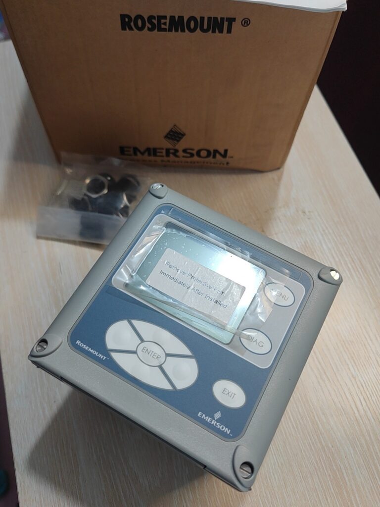 EMERSON 6888XI-1OXY-00-00-00-00-00 Transmitter