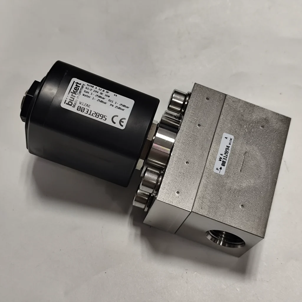 Burkert 312895 Solenoid Valve