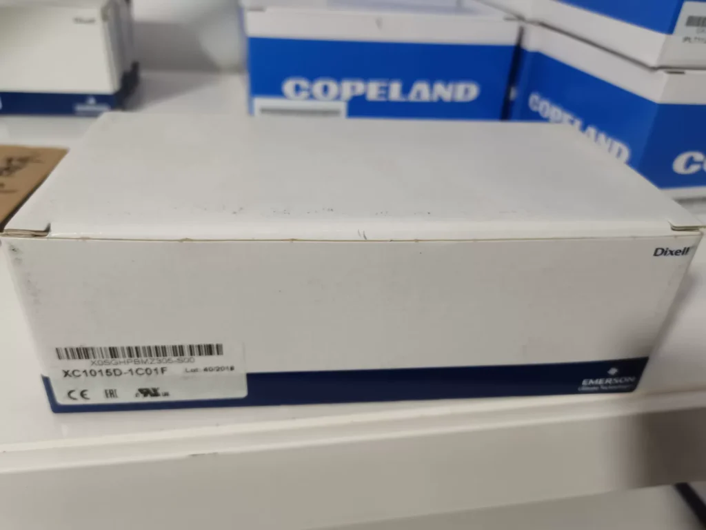 Dixell XC1008D-1C01F Controller