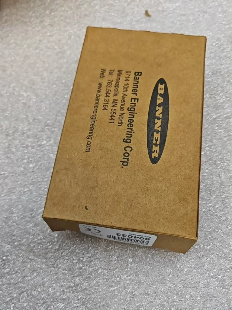 Banner Engineering S18LGRYPQ-804033 Pushbutton Switch thumbnail