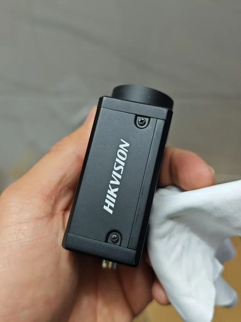Hikvision MV-CE200-10UM Industrial Camera thumbnail