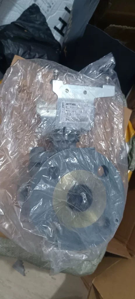 Azbil VY5137L0041 Ball Valve thumbnail
