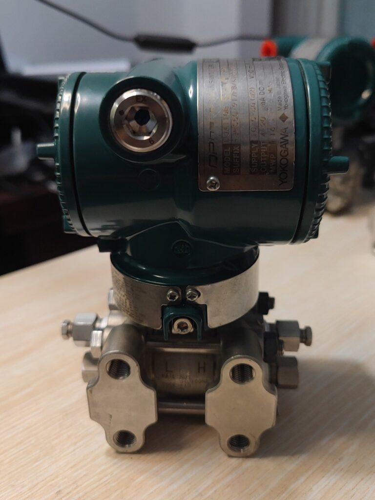 YOKOGAWA EJA110E-JHS5G-917EB/KU22/A Transmitter thumbnail