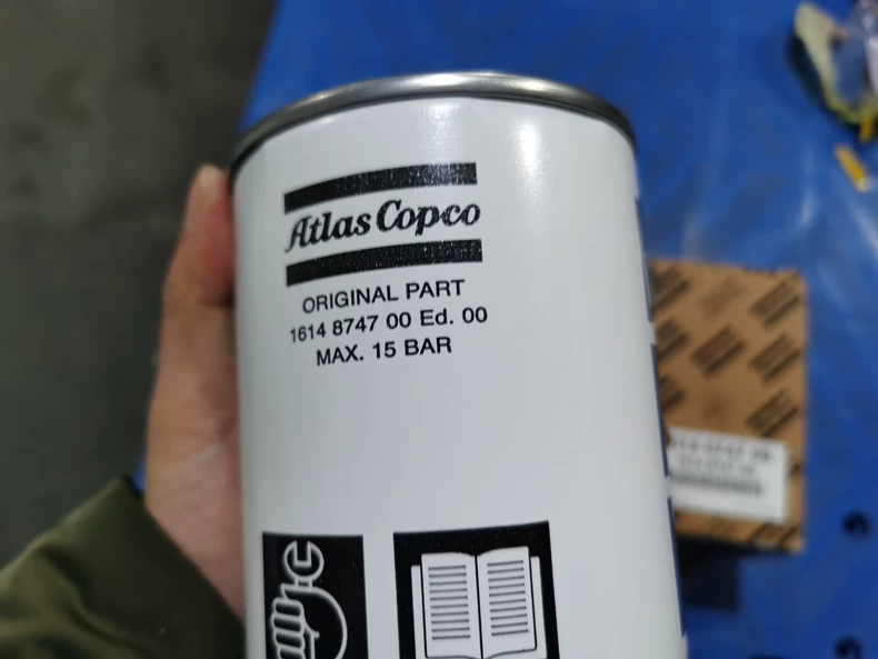 Atlas Copco 1614 Oil Filter thumbnail