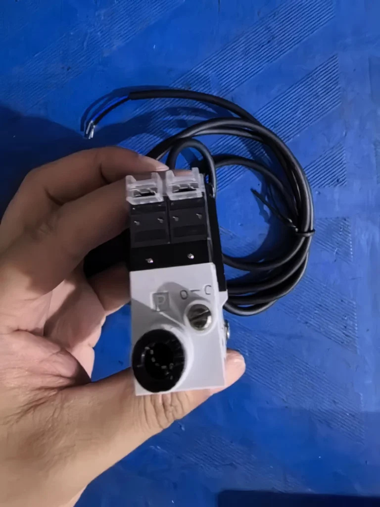 CHELIC VK20ST-10-06-DC24-L-P01-1-C Vacuum Module thumbnail