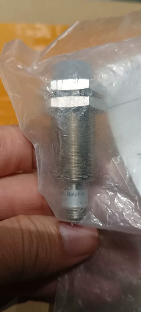 Baumer IR18.P15S-11149133 Proximity Sensor thumbnail