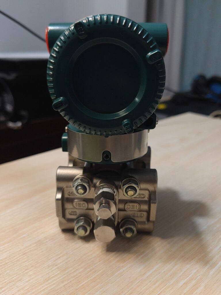 YOKOGAWA EJA110E-JMS5J-912NN Transmitter thumbnail