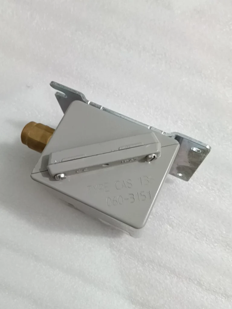 DANFOSS CAS136 060-3151 Pressure Switch
